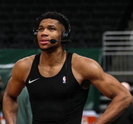 xingkong-终赢强队+五连胜 不被看好的雄鹿正在闷声发大财